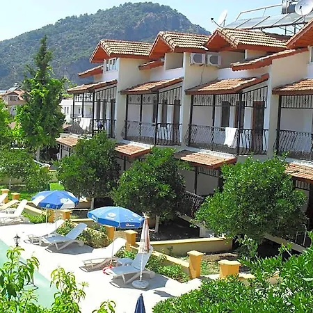 Ξενοδοχείο με διαμερίσματα Ozalp